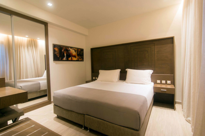 Interior Design "Prima Vista Hotel" Bedroom king size bed